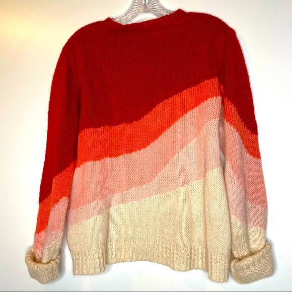 Valentines Red Pink Ombré Sweater Q+A L.A. Med - Picture 2 of 6